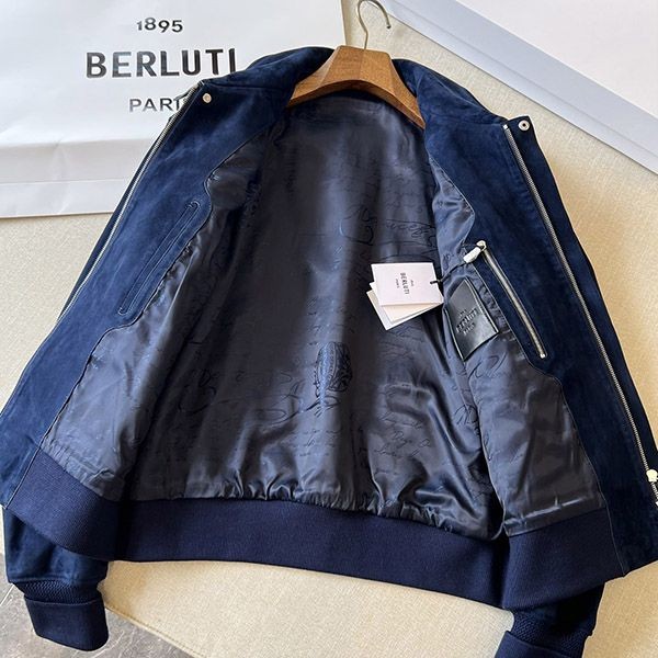 大人気！ベルルッティ スエード ミリタリー ボンバー コピー bez72913